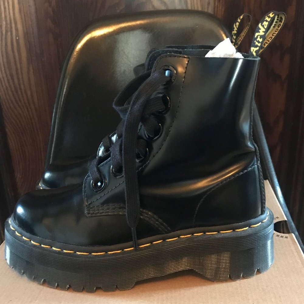 Dr. Martens Molly Leather Platform Boots UK6 US8